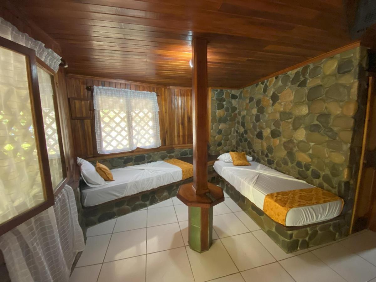 Bungalows Malu Cahuita Luaran gambar