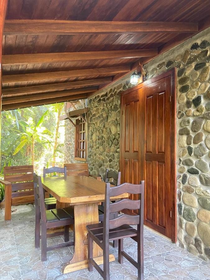 Bungalows Malu Cahuita Luaran gambar