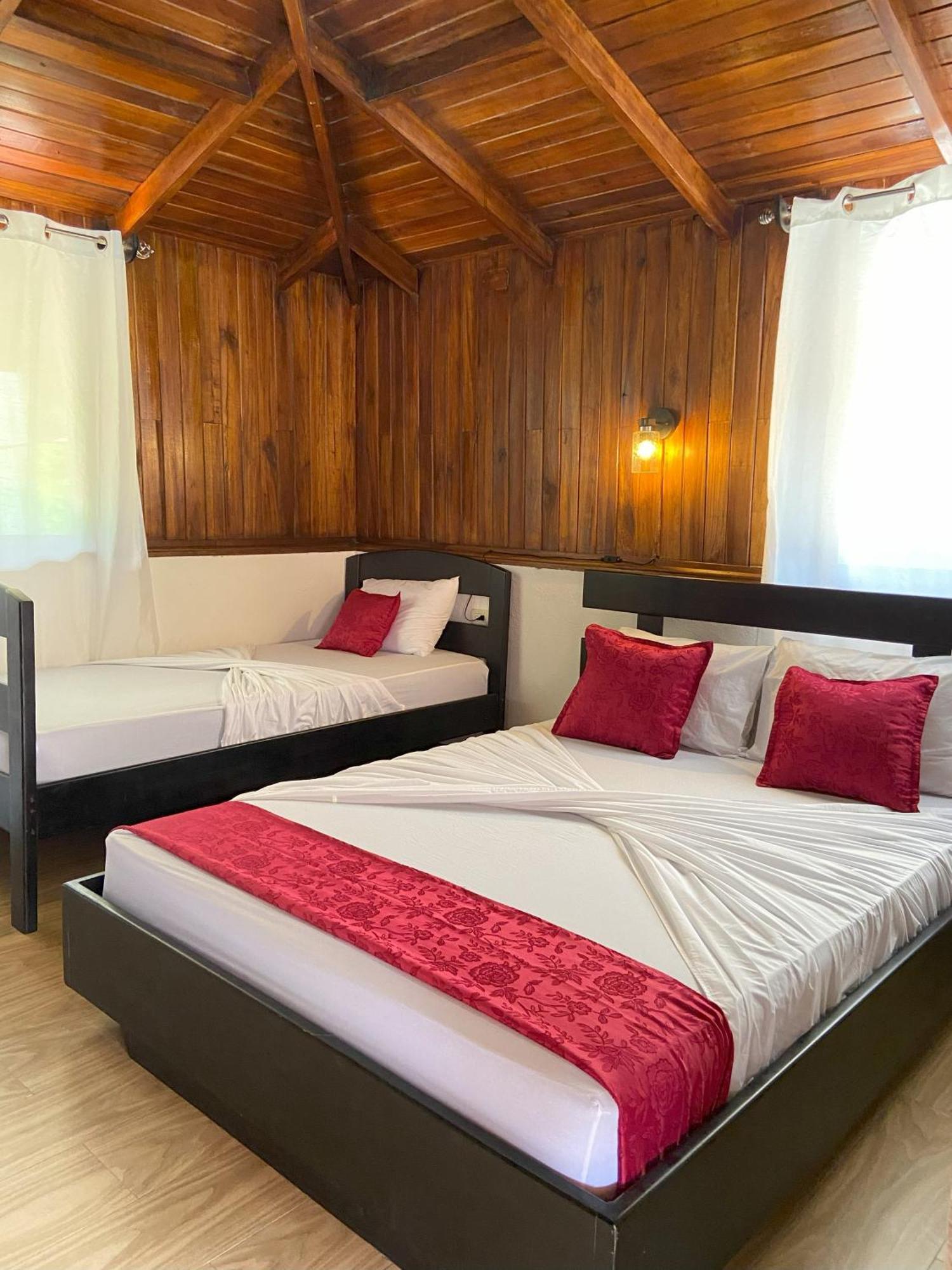 Bungalows Malu Cahuita Luaran gambar